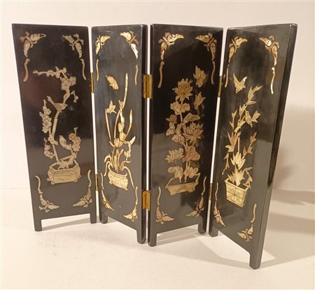 ANONIMO Anonimo (An) Senza titolo Paravento cinese da tavolo (con inserti in...