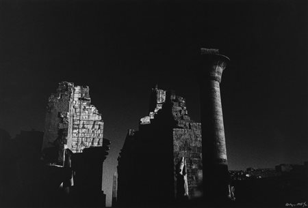 André Naggar (1922-2014)  - Senza titolo (dalla serie "Haute Egypte"), 1998