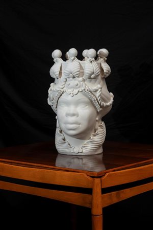 Testa di moro di Caltagirone firmata Verus Ceramica di Caltagirone