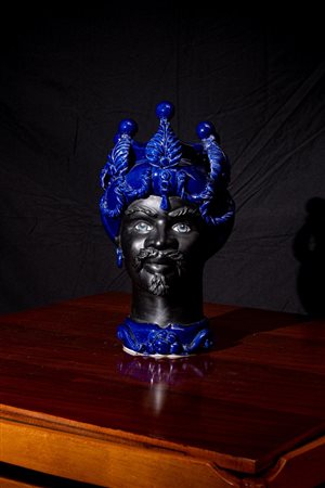 Testa di moro di Caltagirone firmata Verus Ceramica di Caltagirone