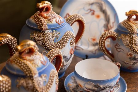 Servizio per 6 in porcellana cinese Dainan Composto da 18 pezzi con figura di...