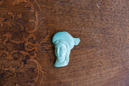 Figura di donna in turchese Gr 18