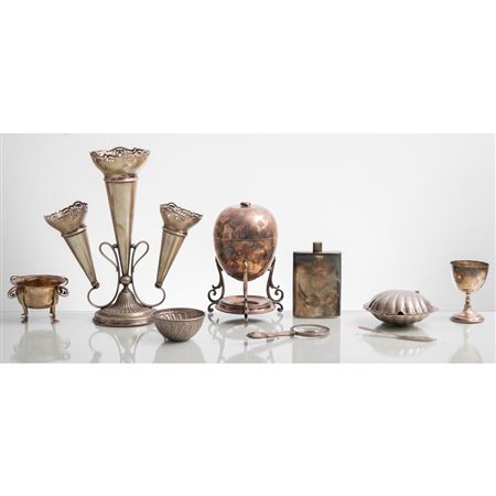 OGGETTI DI DIVERSA TIPOLOGIA IN SHEFFIELD