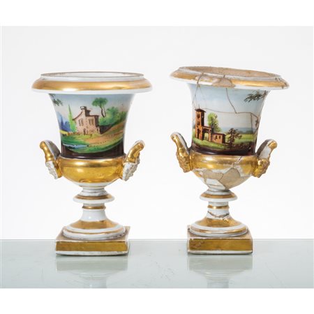 MANIFATTURA FRANCESE DEL XIX SECOLO, Coppia di vasi