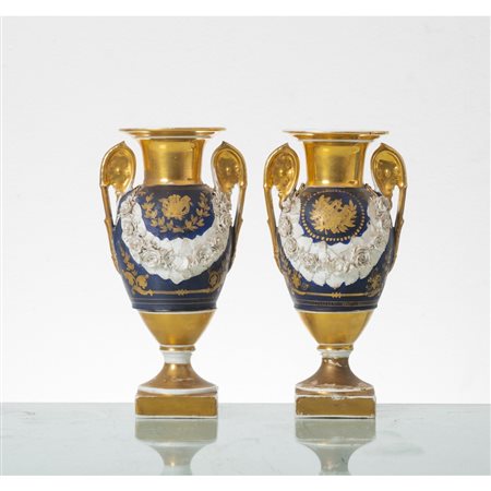 MANIFATTURA FRANCESE PRIMA METÀ XIX SEC, Coppia piccoli vasi