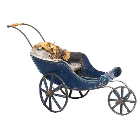 MANIFATTURA SICILIANA PRIMI DELL '800, Carrozzina per bambini