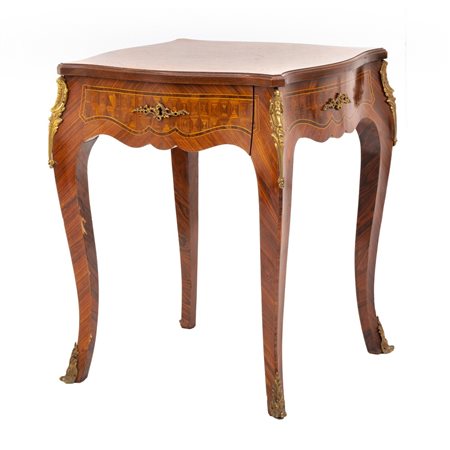 MAIFATTURA ITALIANA DEL XX SECOLO, Tavolino