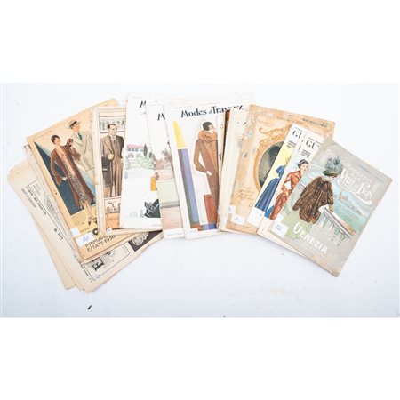 CARTELLA CONTENENTE 19 RIVISTE DI COSTUME E MODA