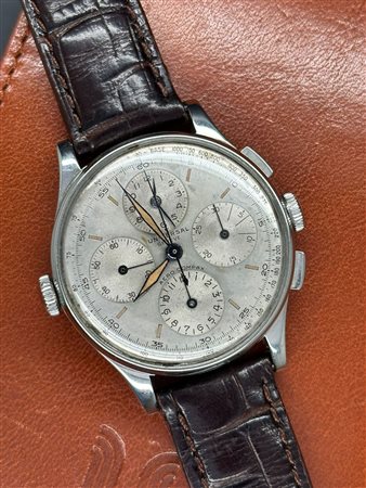 Universal Genève Aero-Compax 22414 