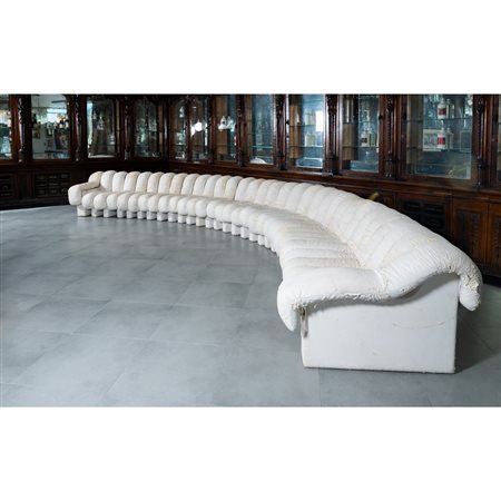 E. PEDUZZI RIVA, H. URLICH, U. BERGER, K. VOGT, Divano