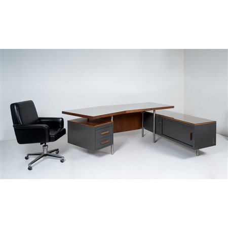 MOBILTECNICA, Scrivania e poltrona