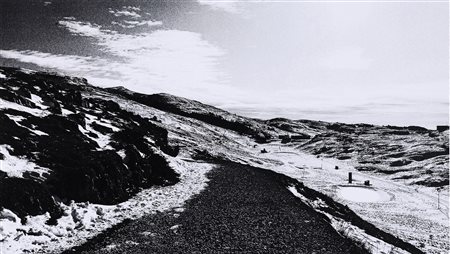 Abbas Gharib Nascita: 1942 Roads, dalla serie "Snow white photo collection"...