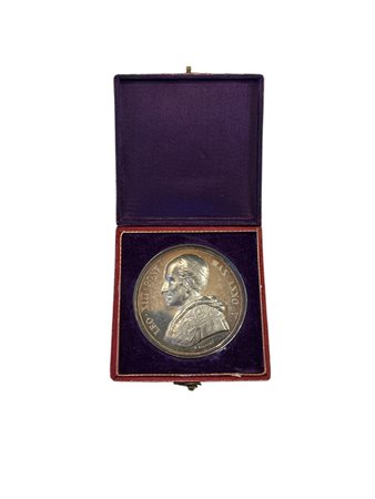  
Medaglia Papa Leone XIII in argento Anno V 1882
 44 mm