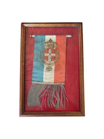  
Fascia italiana da podestà 
 Massima estensione 26 x 15 cm