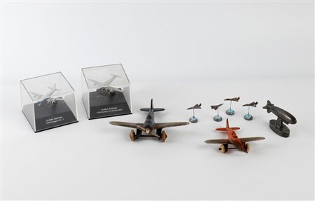  
Aerei modelli giocattolo 1970s
 