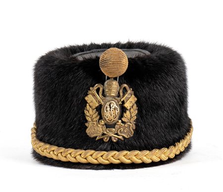  
Raro colbacco da ufficiale della Guardia Palatina metà XX sec.
 