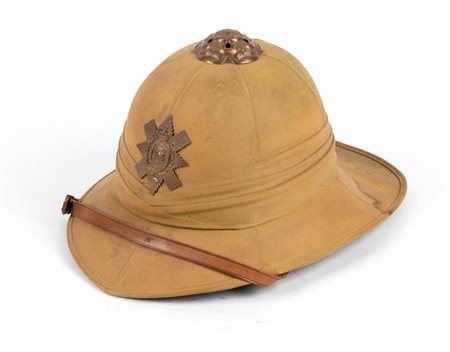  
Regno Unito, casco coloniale da ufficiale del 42° Highland Regiment Black Watch prima metà XX sec.
 