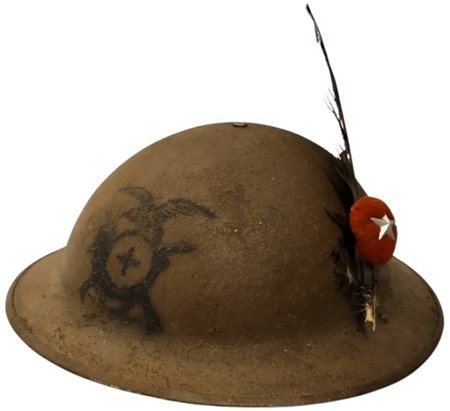  
Elmetto da alpino del CIL prima metà XX sec.
 