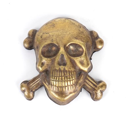  
Teschio metallico RSI prima metà XX sec.
 