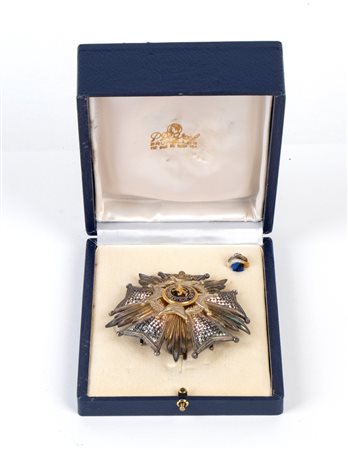  
Belgio, Ordine di Leopoldo II bella  placca da Grand'Ufficiale in astuccio  seconda metà XX sec.
 