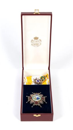  
Spagna, Francisco Franco,  Ordine di Isabella la cattolica, insegna di Grand'Ufficiale seconda metà XX sec.
 