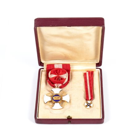  Italia. Regno, ordine della Corona d'Italia, insegna di cavaliere ufficiale prima metà XX sec. 