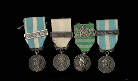  
Lotto di 4 medaglie coloniali Francia, III Reppublica...
 