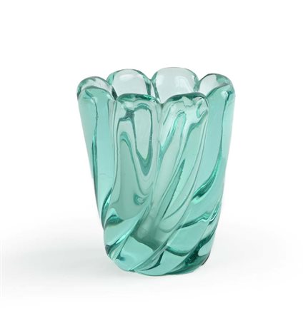 Vaso vintage in vetro pesante verde a costolature diagonali altezza cm 15...