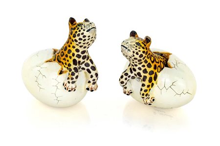 R. Miranda Due uova con cuccioli di leopardo ceramica Firmati entrambi...