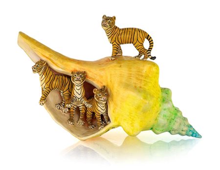 Mario Gonzalez Conchiglia e tigri 1986 Ceramica cm 17x40x24 Firmata e datata...