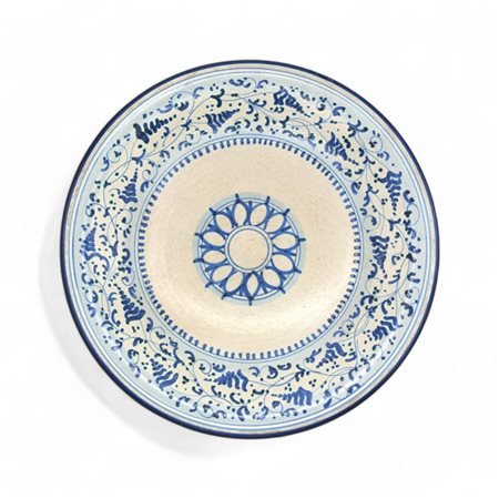Piatto in maiolica policroma