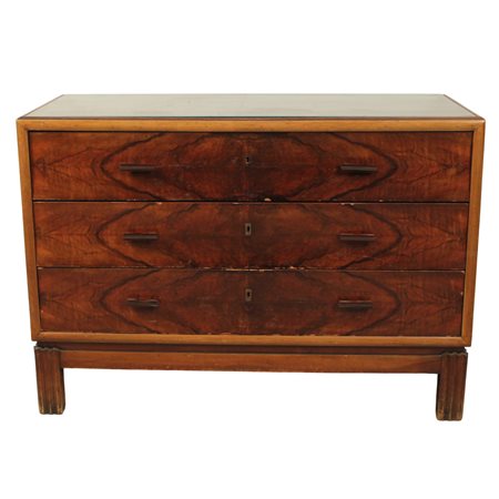 Cassettone a tre cassetti Radica di noce. Sicilia. Anni '40. Cm 120x51 h 85