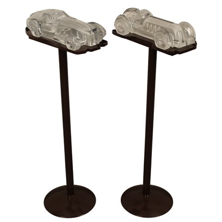 Cristalli Daum "Due automobili" Cristallo con supporti in ferro. Marcati Daum...