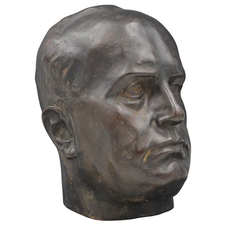 Testa del Duce Scultura in bronzo patinato. Inizi secolo XX. Cm h 36