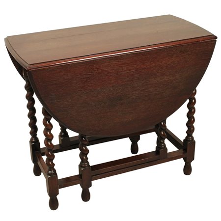 Tavolo a bandelle Rovere scolpito a torciglione sui piedi. Inghilterra. Fine...