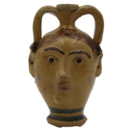 Fiasca antropomorfa Maiolica decorata con motivi ornamentali policromi su...