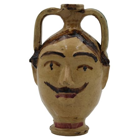 Fiasca antropomorfa Maiolica decorata con motivi ornamentali policromi su...