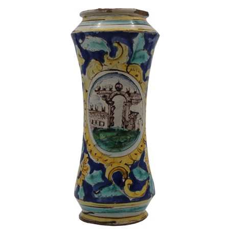 Albarello Antica maiolica con medaglione centrale raffigurante paesaggio con...