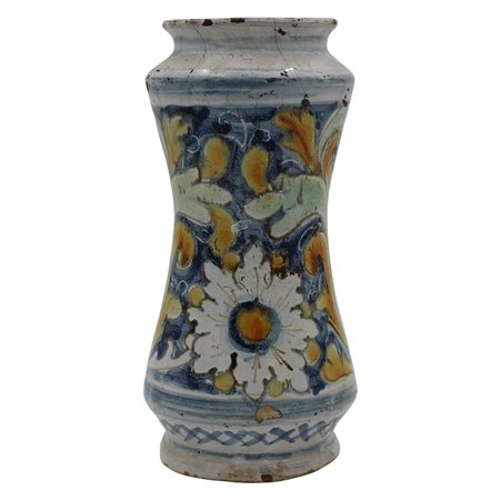 Albarello Antica maiolica decorata a tutto tondo a motivi floreali e vegetali...
