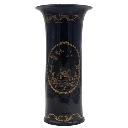 Vaso a tromba Antica maiolica decorata con medaglioni raffiguranti paesaggi e...