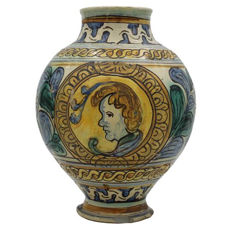 Grande vaso ovoidale Antica maiolica policroma decorata sul davanti co...