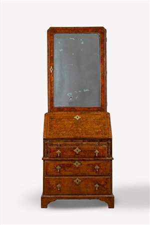 Piccolo trumeau lastronato e filettato, Inghilterra, secolo XVIII