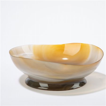 Coppetta in agata grigia scavata, attribuita ad Alfredo Ravasco (Genova 1873-1958)