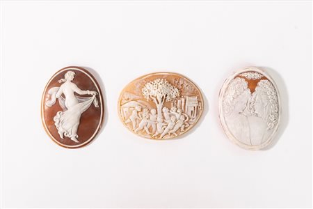Lotto composto da tre cammei, secolo XX