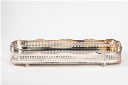 Vassoio rettangolare in Sheffield con bordo traforato