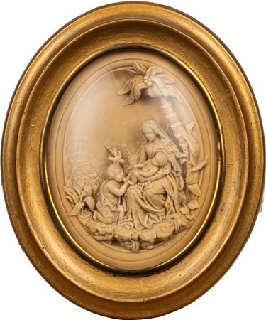 Scuola francese, fine secolo XIX - inizi secolo XX - Bassorilievo in pietra calcarea raffigurante Madonna con Bambino e San Giovannino