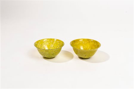 DUE CIOTOLE IN GIADA VERDE SPINACIO, China, second half of the 20th century