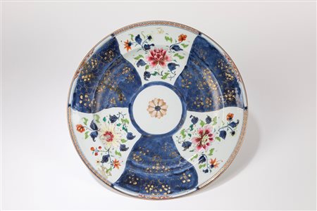 Piatto in porcellana "Powder Blue", China, 18th century