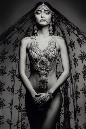 Stefano Brunesci (XX sec.)  - Asian bride, 2013