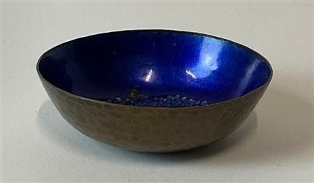 Valenti Ciotolina in rame smaltato. Italia, anni '50. (h cm 3; d cm 10) (lievi d